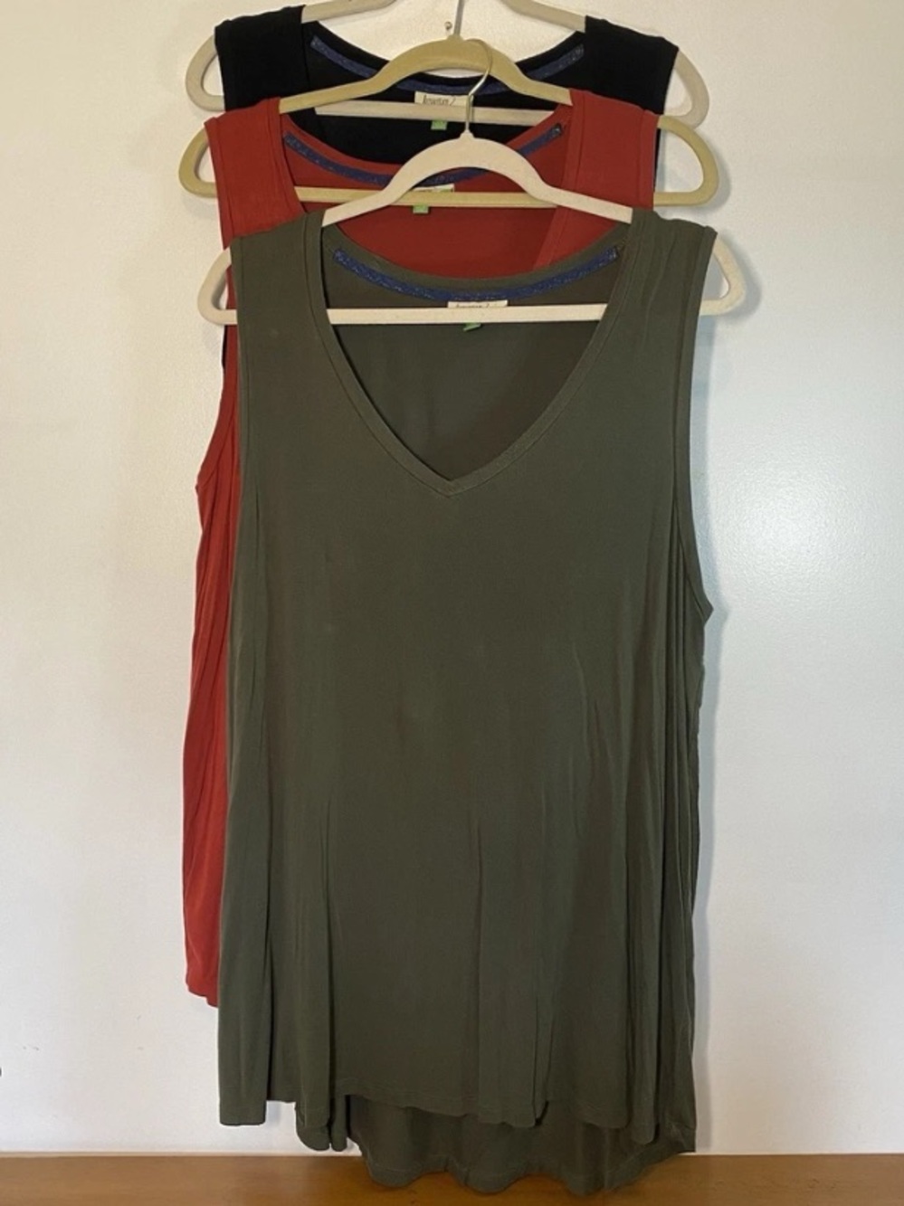 ModCloth Women's Plus 2x V-Neck Sleeveless Swing Tank Tops Flowy Loose Lot Of 3